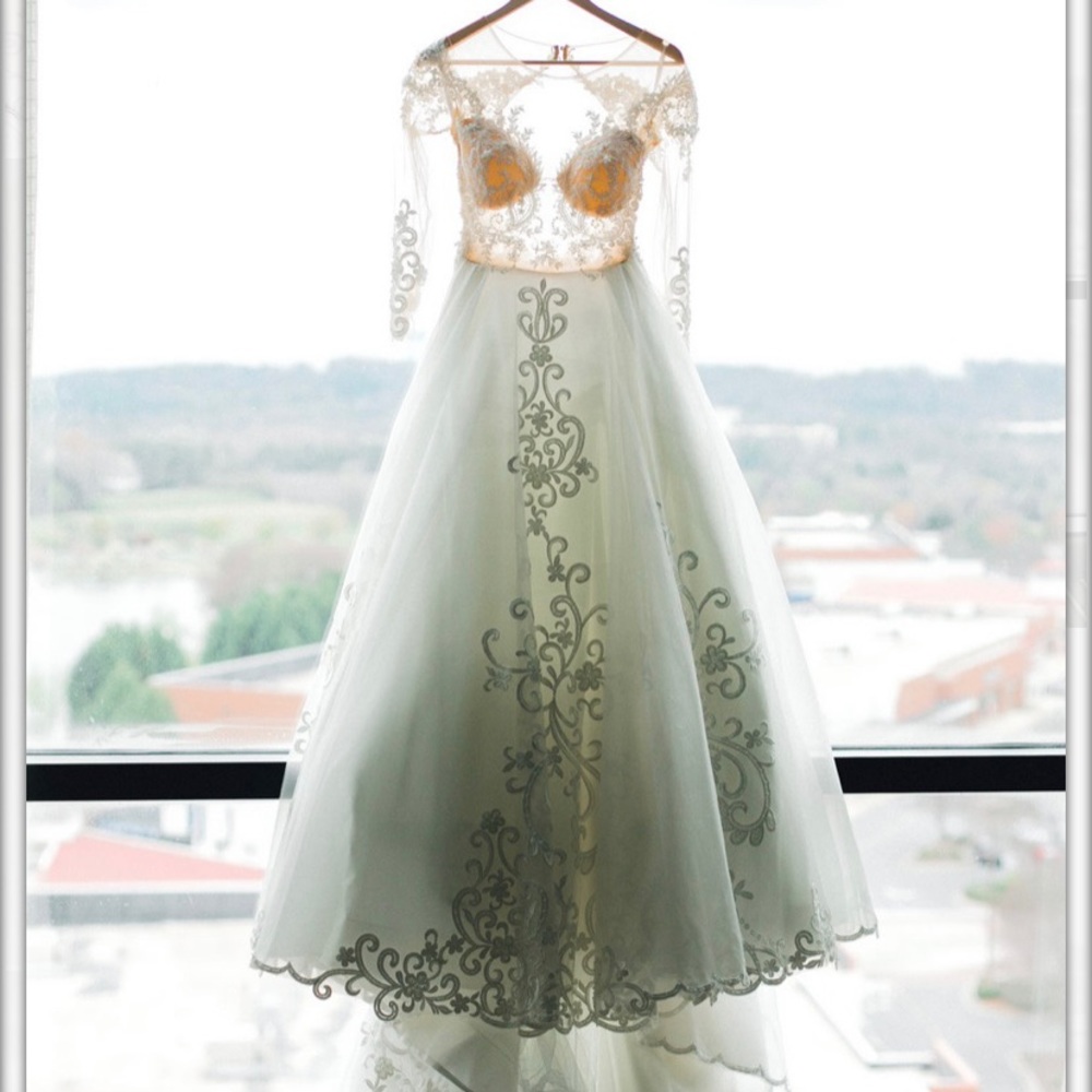 Wedding dress